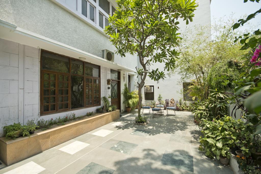 Trendy Bed & Breakfast New Delhi Exteriör bild