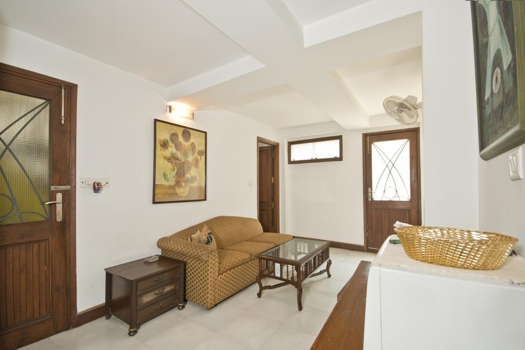 Trendy Bed & Breakfast New Delhi Exteriör bild
